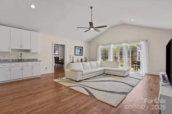 15020 Ranson RD, Huntersville, NC 28078