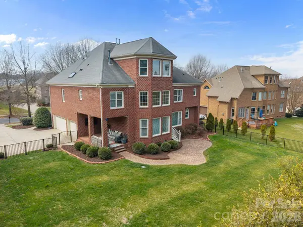 9418 Wallace Pond DR, Huntersville, NC 28078