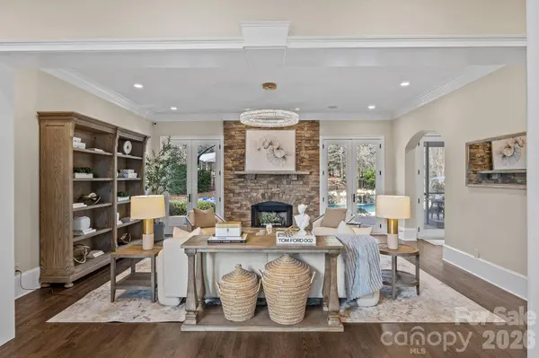 252 Milford CIR, Mooresville, NC 28117