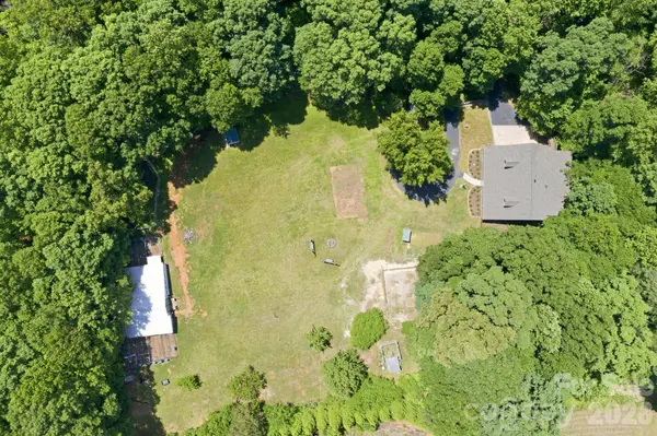 195 Azalea RD, Mooresville, NC 28115