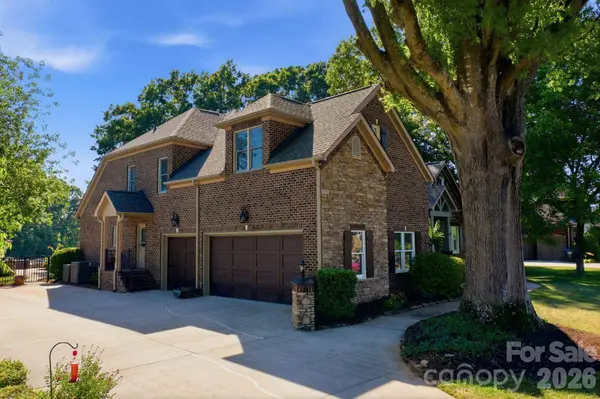 112 Walden DR, Mooresville, NC 28115