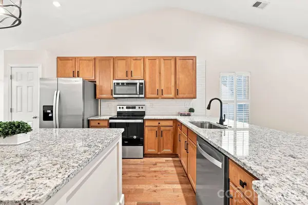 109 Washburn Range DR, Mooresville, NC 28115