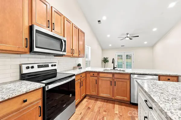 109 Washburn Range DR, Mooresville, NC 28115