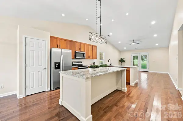 109 Washburn Range DR, Mooresville, NC 28115