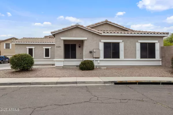 6228 S NASH Way, Chandler, AZ 85249