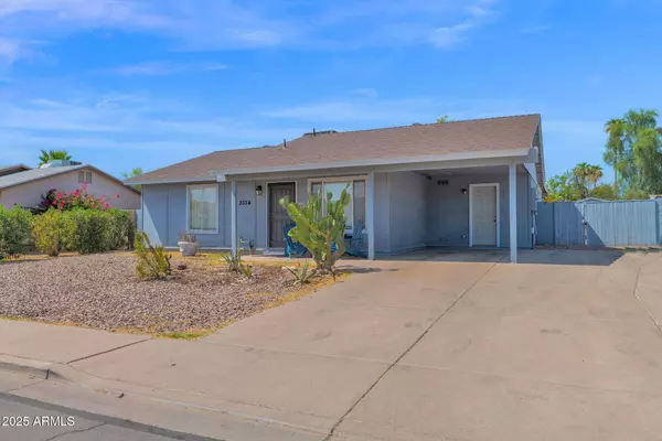 2334 W PERALTA Avenue, Mesa, AZ 85202