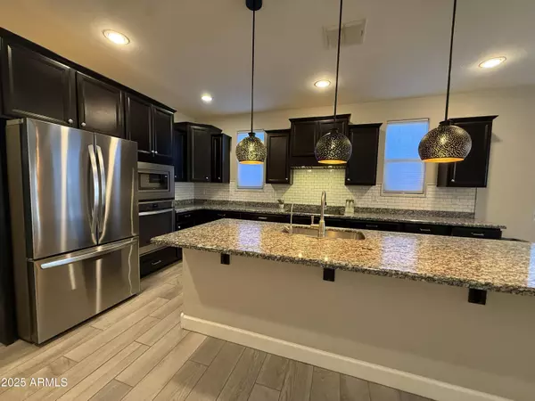 10519 E CORBIN Avenue, Mesa, AZ 85212