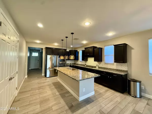 10519 E CORBIN Avenue, Mesa, AZ 85212