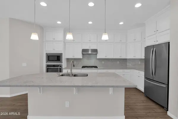 5712 S 28TH Street, Phoenix, AZ 85040