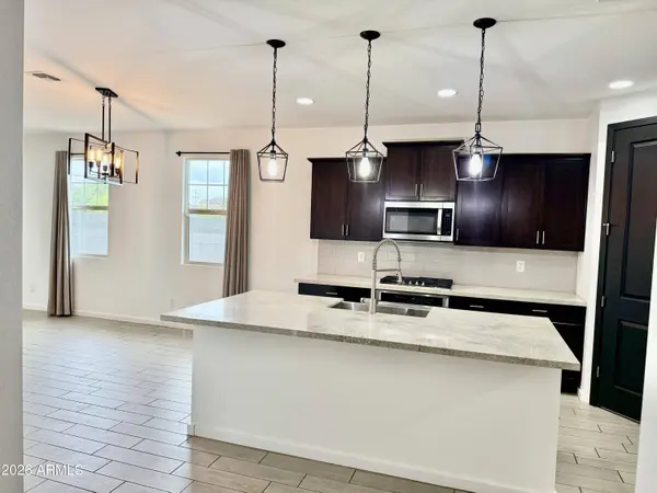 11002 W MARGUERITE Avenue, Tolleson, AZ 85353