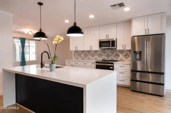 4237 W HARTFORD Avenue, Glendale, AZ 85308
