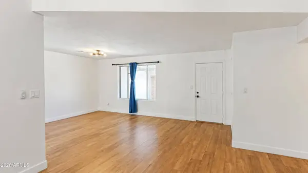 4237 W HARTFORD Avenue, Glendale, AZ 85308