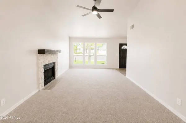 4517 E DESERT VIEW Drive, Phoenix, AZ 85044