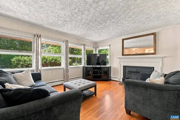 6285 MARKWOOD RD, Earlysville, VA 22936