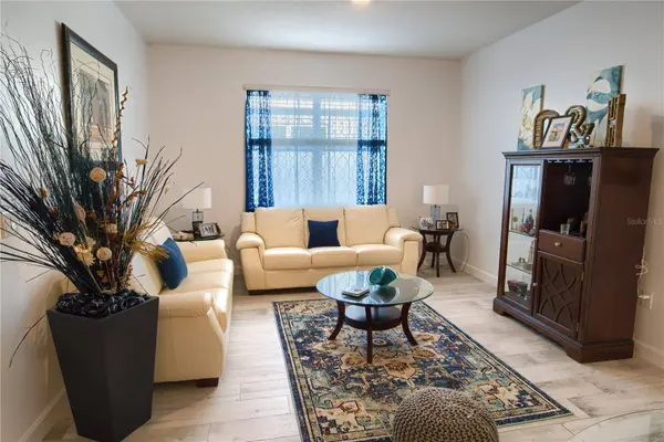 2053 CAMDEN LOOP, Davenport, FL 33837