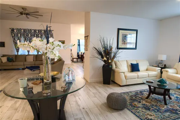 2053 CAMDEN LOOP, Davenport, FL 33837