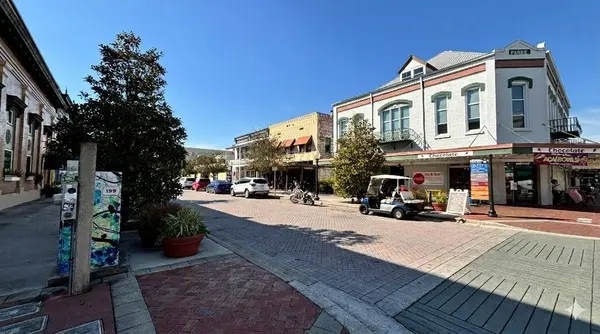 LINCOLN RD, Deland, FL 32724