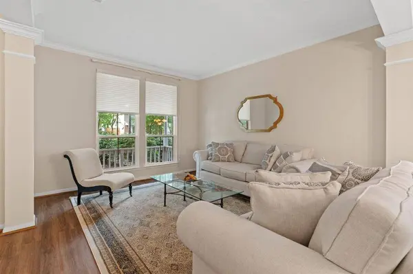 82 Sunlit Grove ST, The Woodlands, TX 77382