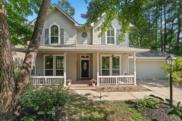 82 Sunlit Grove ST, The Woodlands, TX 77382