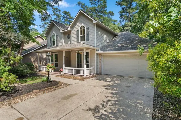 82 Sunlit Grove ST, The Woodlands, TX 77382