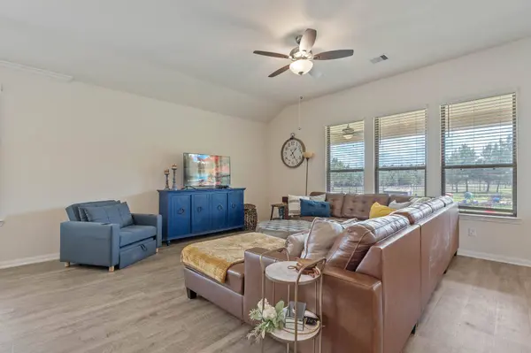 16450 Stonewall ST, Conroe, TX 77303