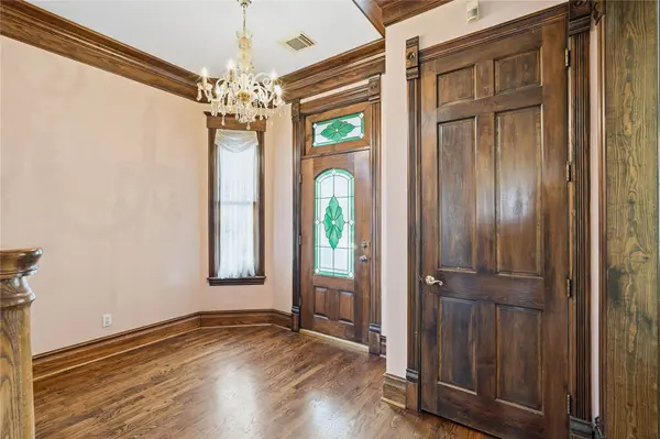619 E 7th 1/2 ST, Houston, TX 77007