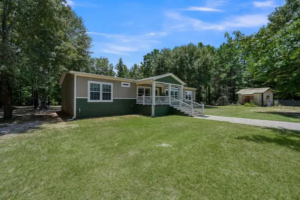 103 Louis Voan RD, Huntsville, TX 77320