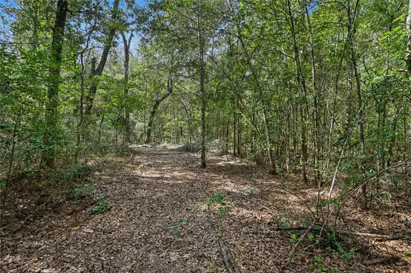 1153 Smith LN, Cleveland, TX 77328