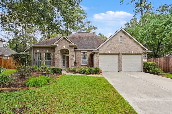 26 N Brooksedge CIR, The Woodlands, TX 77382