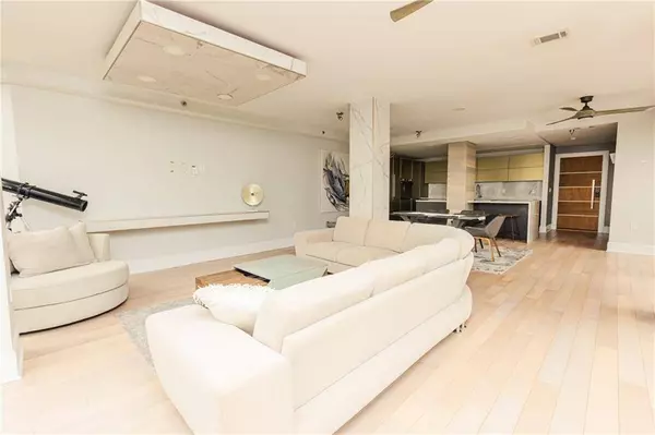 1280 W Peachtree ST NW #4003, Atlanta, GA 30309