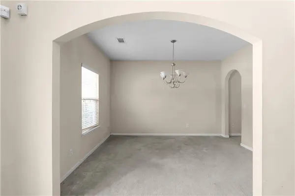 535 Gristmill LN, Hampton, GA 30228