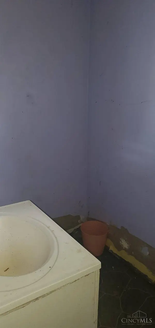 1631 State Route 222, Washington Twp, OH 45106