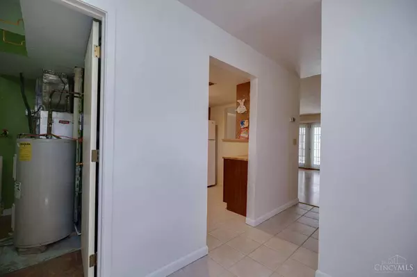 42 Apple Ln, Union Twp, OH 45255