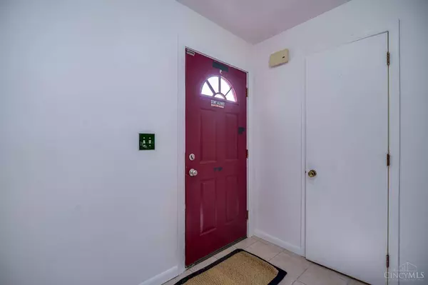 42 Apple Ln, Union Twp, OH 45255