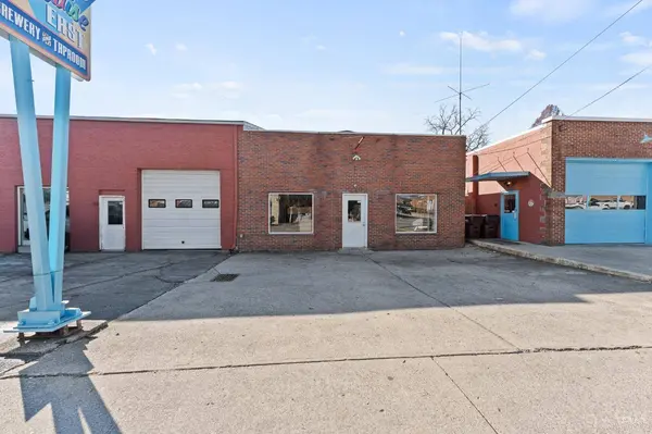 209 W Main St, Williamsburg, OH 45176