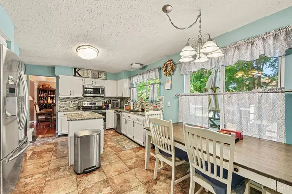 3584 S Heartwood Rd, Amelia, OH 45102