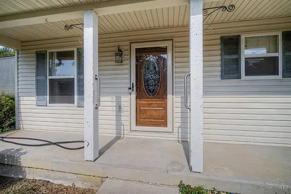 13 Wooded Ridge Dr, Batavia Twp, OH 45102