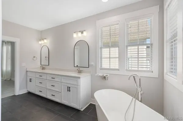 118 Forest Glen DR, Pike Road, AL 36064