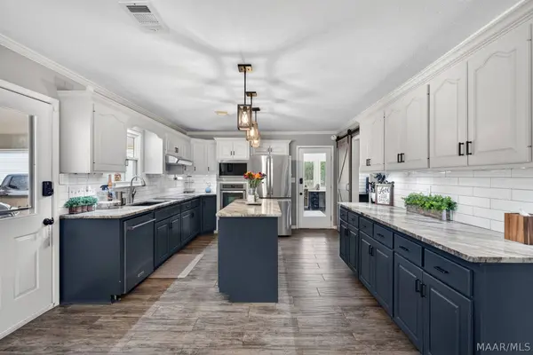 884 MERIWETHER RD, Pike Road, AL 36064