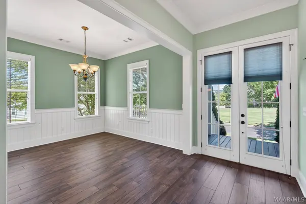 64 DOUBLE OAK AVE, Pike Road, AL 36064