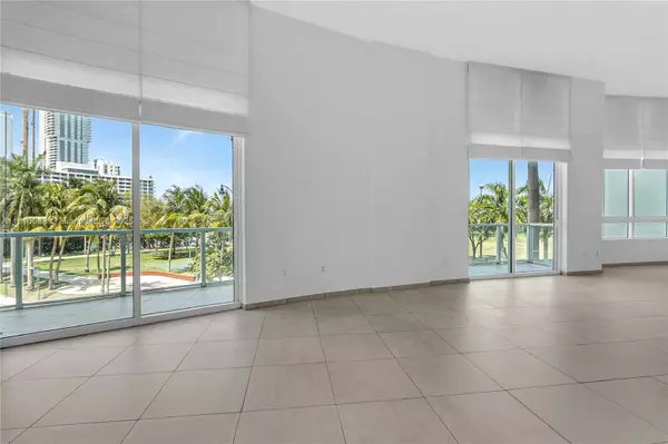 1900 N Bayshore Dr #507, Miami, FL 33132