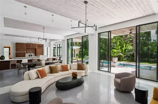 3701 Park Ave, Miami, FL 33133