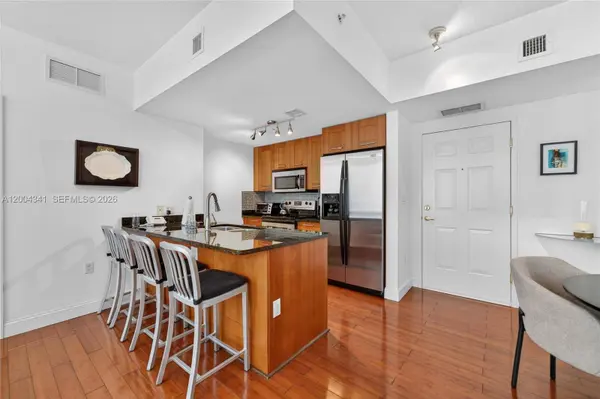 4100 Salzedo St #619, Coral Gables, FL 33146