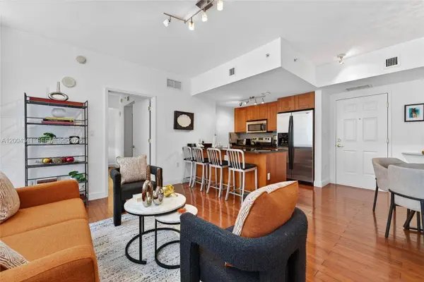 4100 Salzedo St #619, Coral Gables, FL 33146