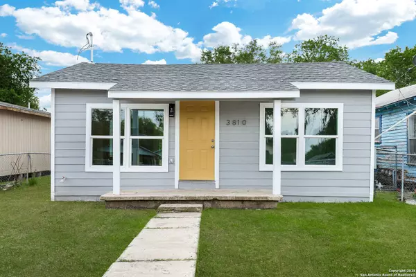 3018 Chihuahua, San Antonio, TX 78207