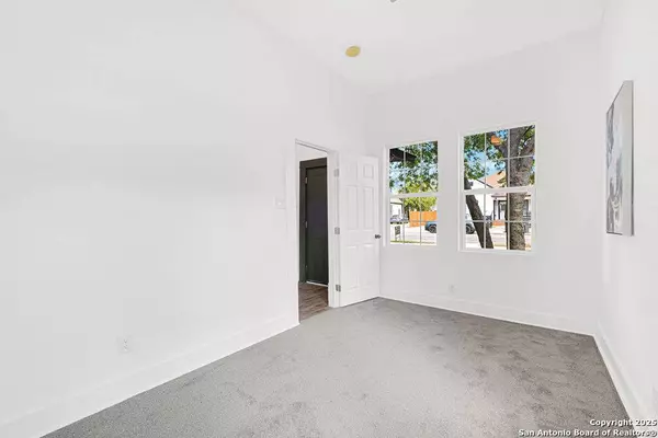 226 Porter, San Antonio, TX 78210