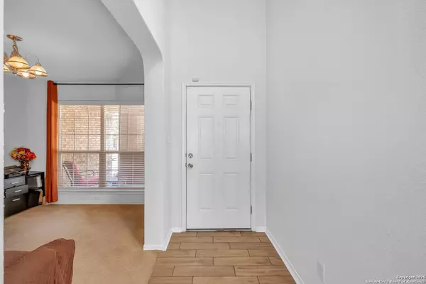 5407 Duke, San Antonio, TX 78227