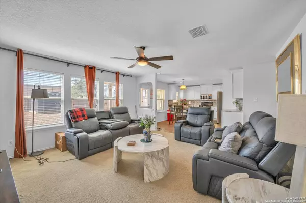 5407 Duke, San Antonio, TX 78227