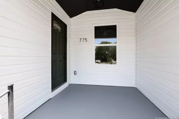 775 Yucca, San Antonio, TX 78220