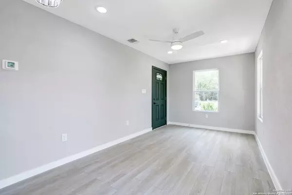 775 Yucca, San Antonio, TX 78220